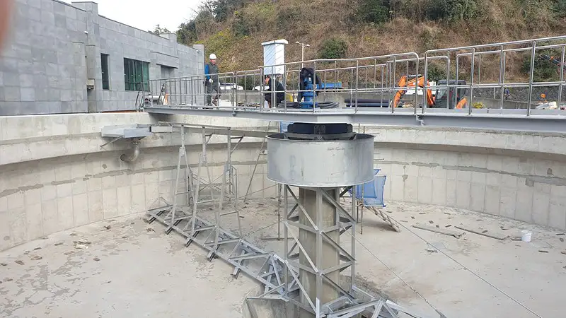 Circular Clarifier Bridge Scraper